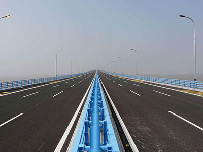 高速桥梁护栏图片3